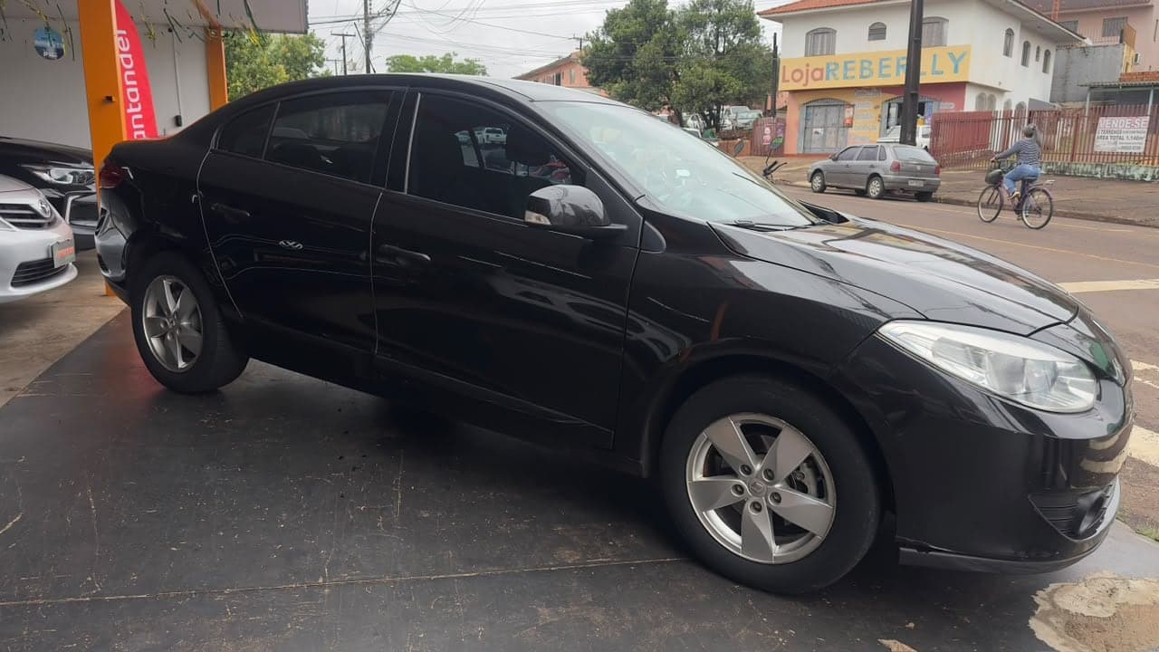 RENAULT FLUENCE 2.0 DYNAMIQUE MANUAL COMPLETO — mídia 5