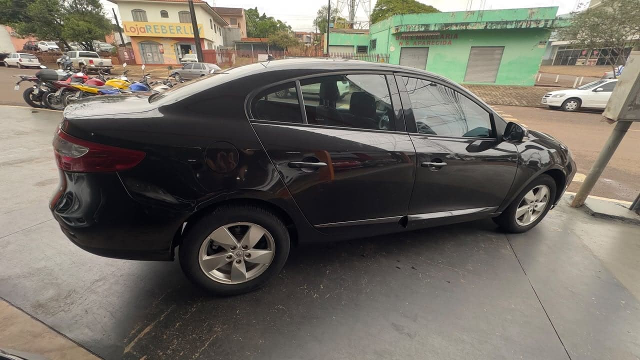 RENAULT FLUENCE 2.0 DYNAMIQUE MANUAL COMPLETO — mídia 6