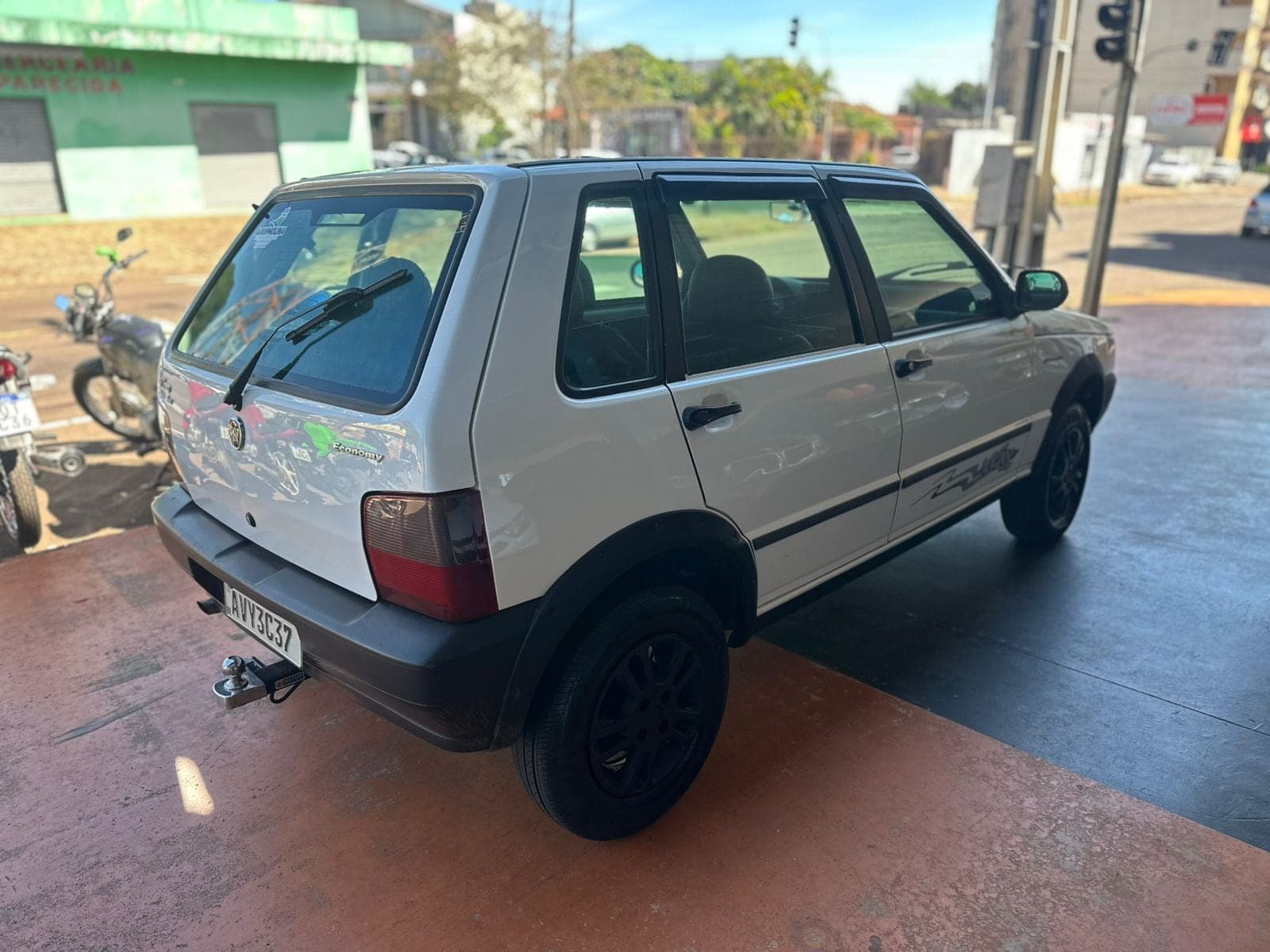 Fiat Uno Mille Way Economy 2013 — mídia 2