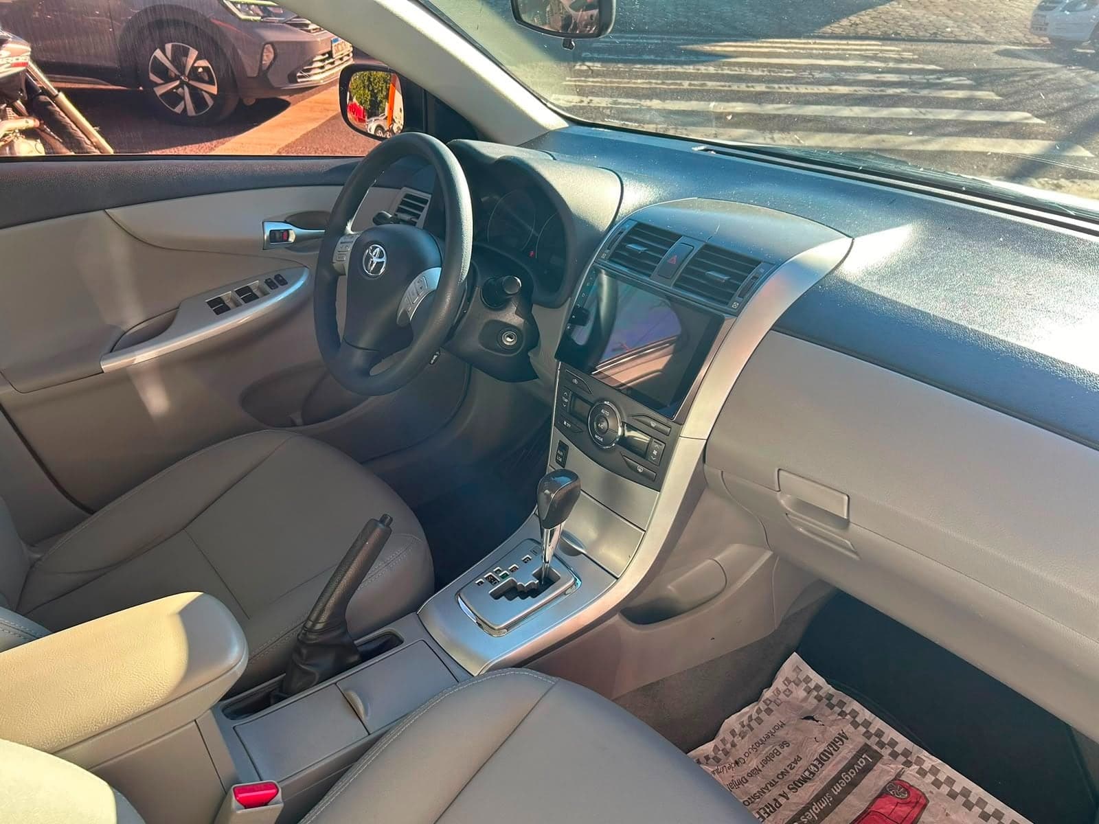 Toyota Corolla XEi 2.0 Aut. Completo 2012 — mídia 5