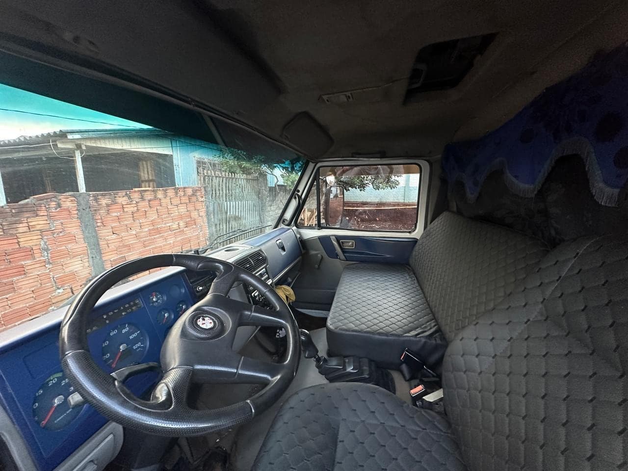Volkswagen 13-180 6cc com Sider 2008 — mídia 6