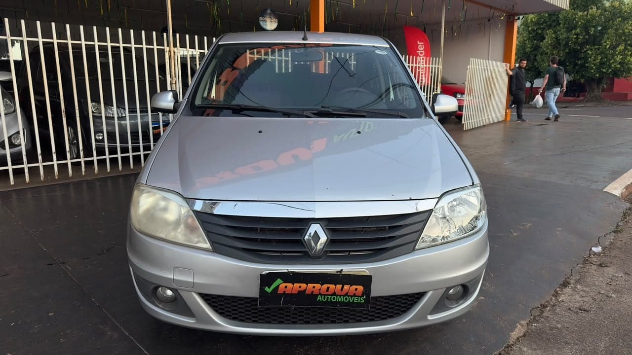 RENAULT LOGAN 1.6 EXPRESSION COMPLETO — mídia 4