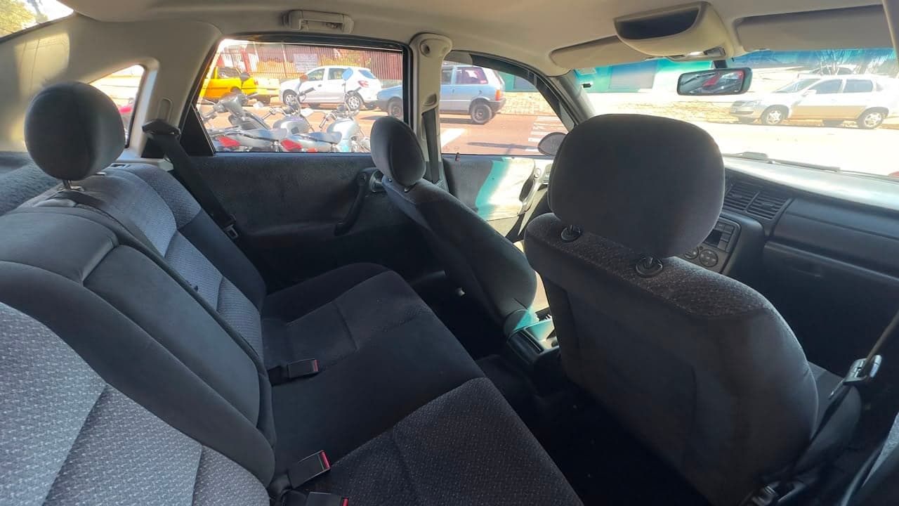 CHEVROLET VECTRA 2.2 8V COMPLETO — mídia 10