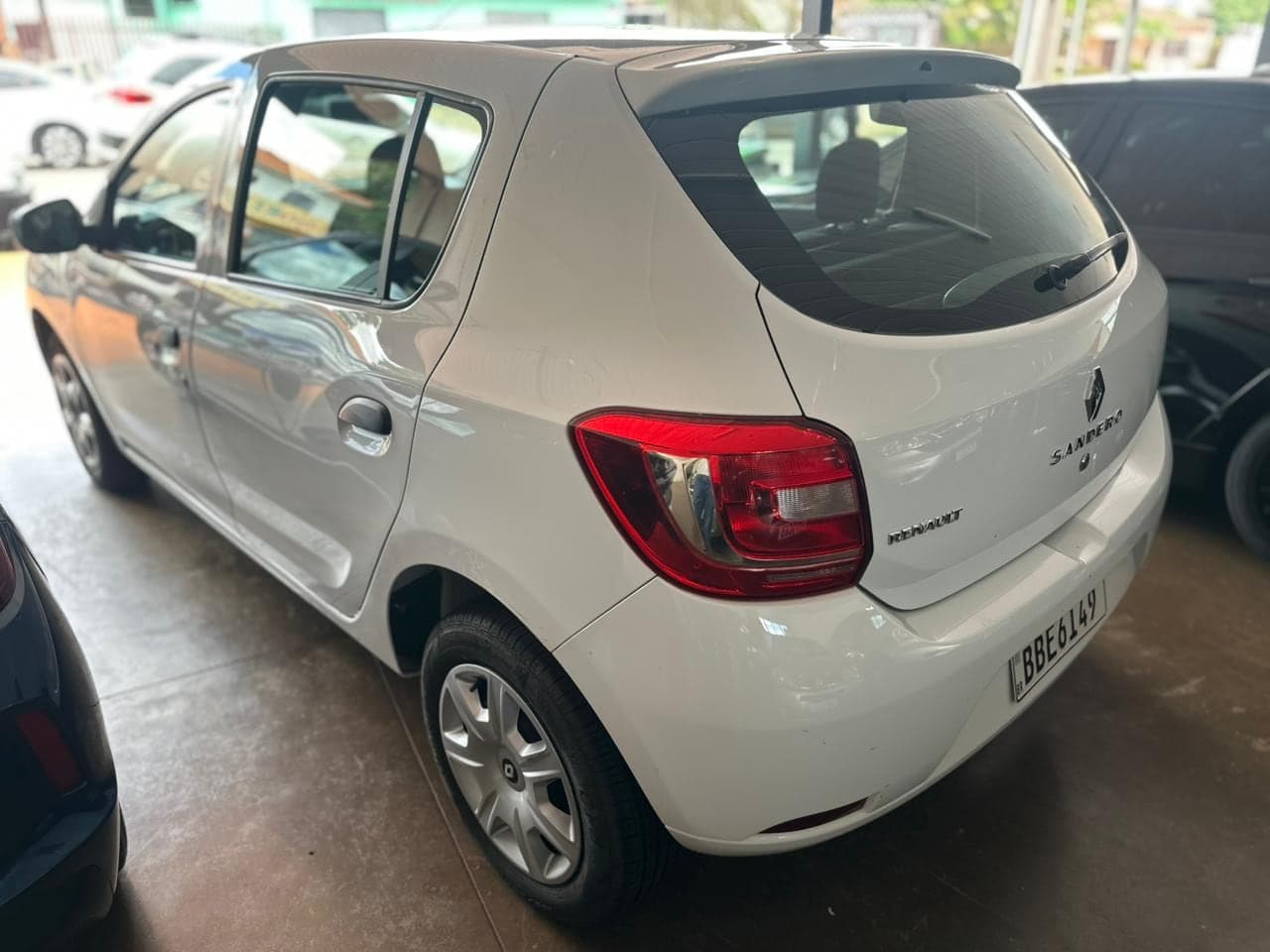 RENAULT SANDERO 1.0 ZEN  — mídia 3