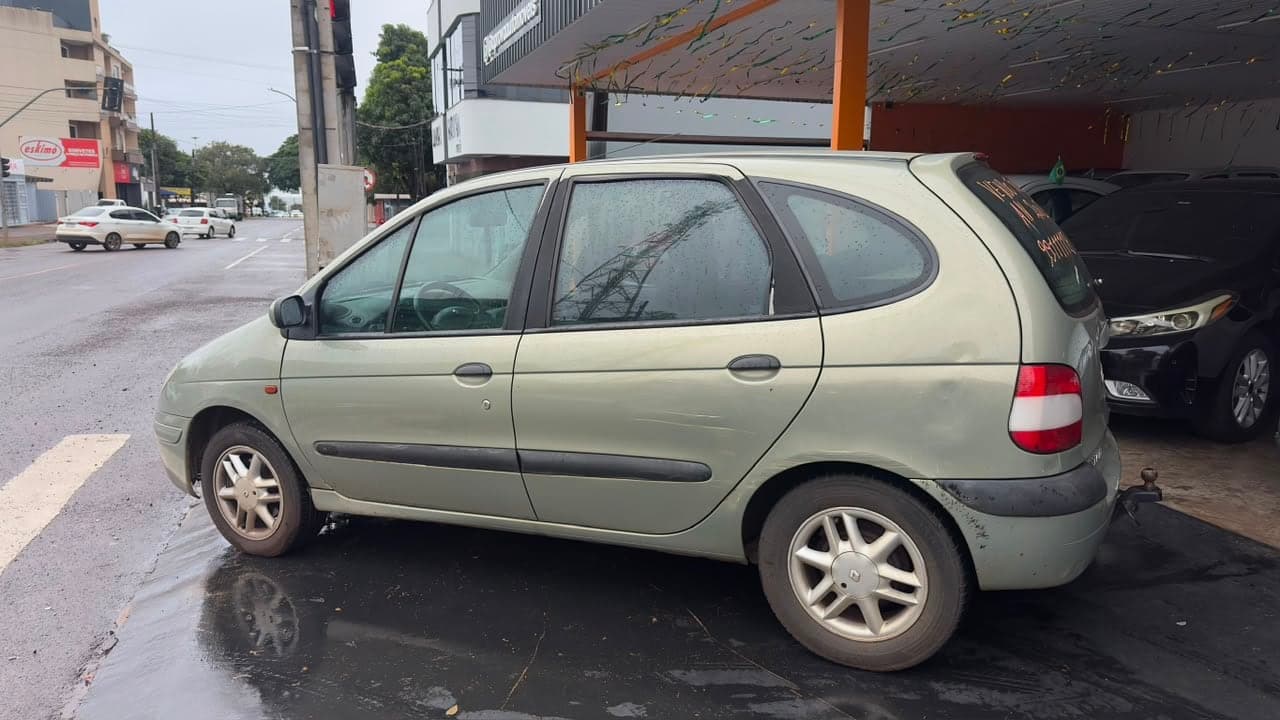 RENAULT SENIC 1.6 MANUAL — mídia 4