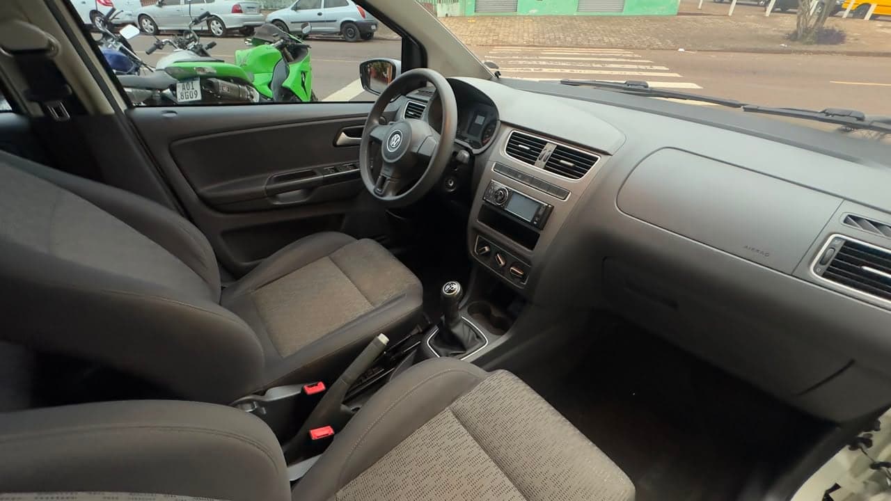 VOLKSWAGEN FOX 1.0 COMPLETO UNICO DONO — mídia 7