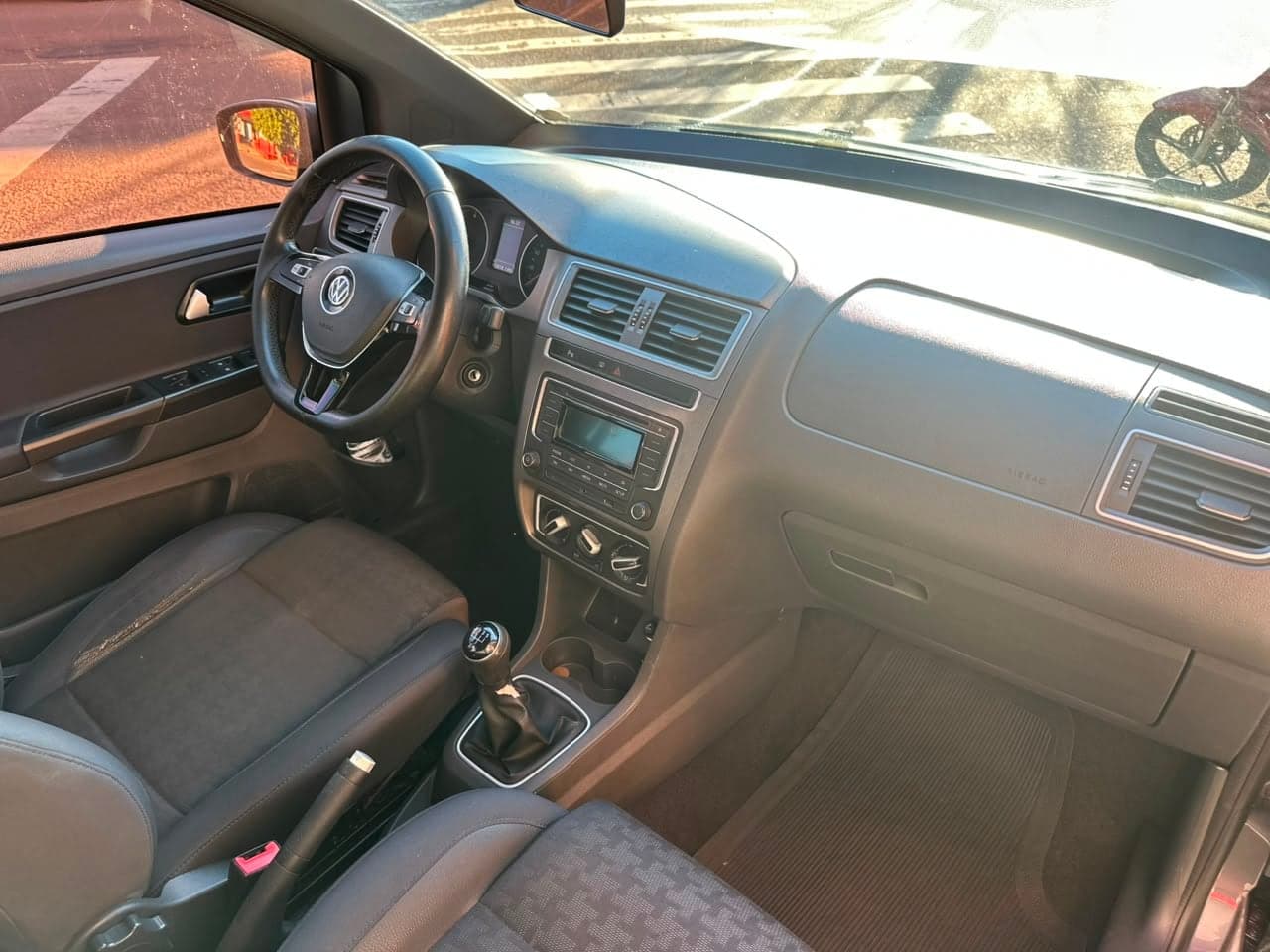VOLKSWAGEN FOX 1.0 TRACK COMPLETO MANUAL — mídia 10