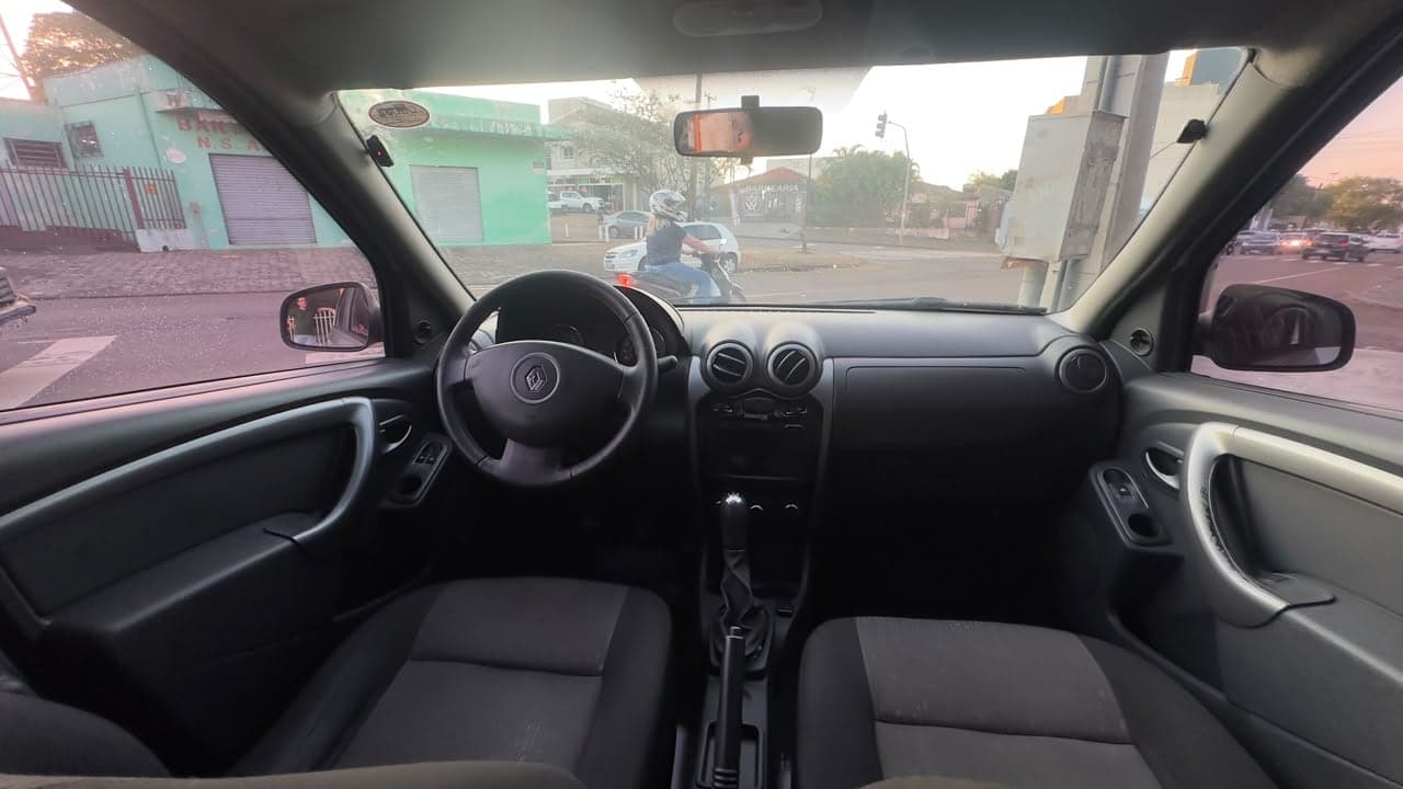 RENAULT LOGAN 1.6 EXPRESSION COMPLETO — mídia 12