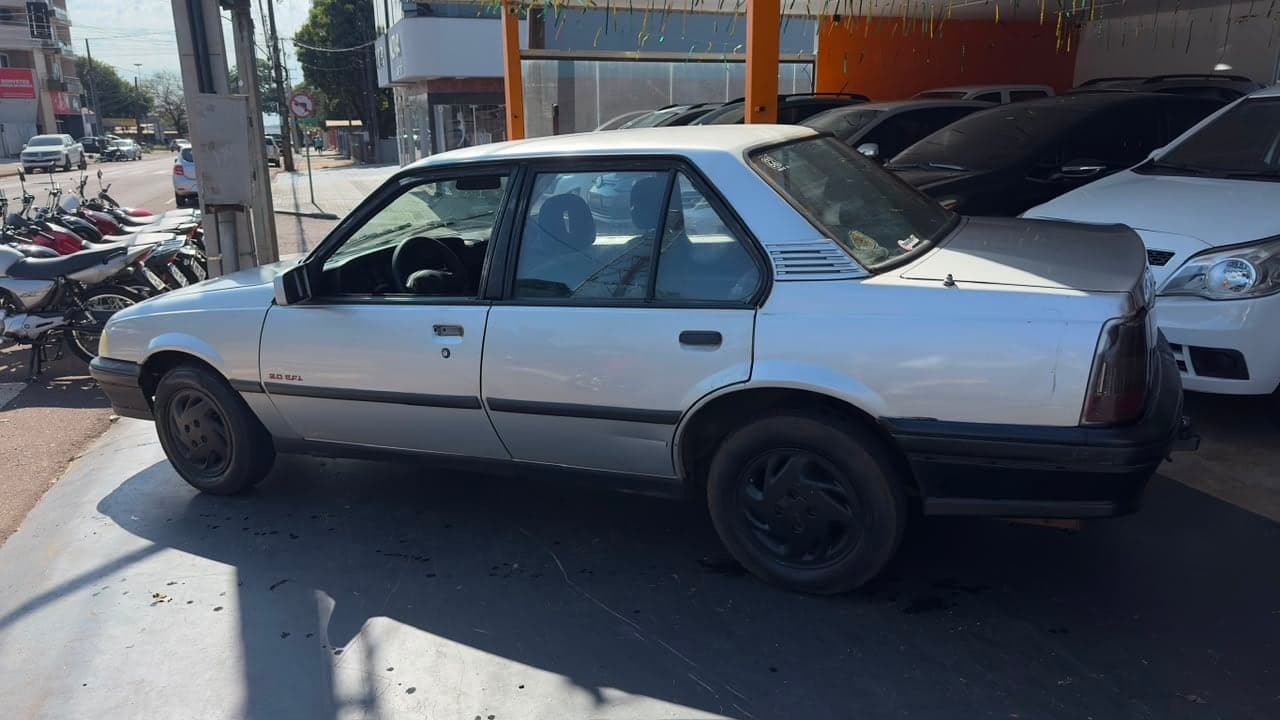 CHEVROLET MONZA 2.0 GLS — mídia 4