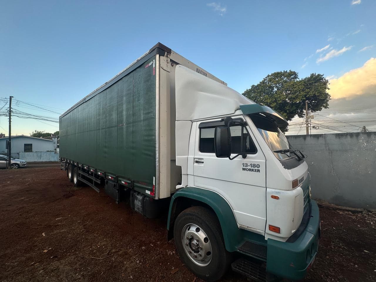 Volkswagen 13-180 6cc com Sider 2008 — mídia 11