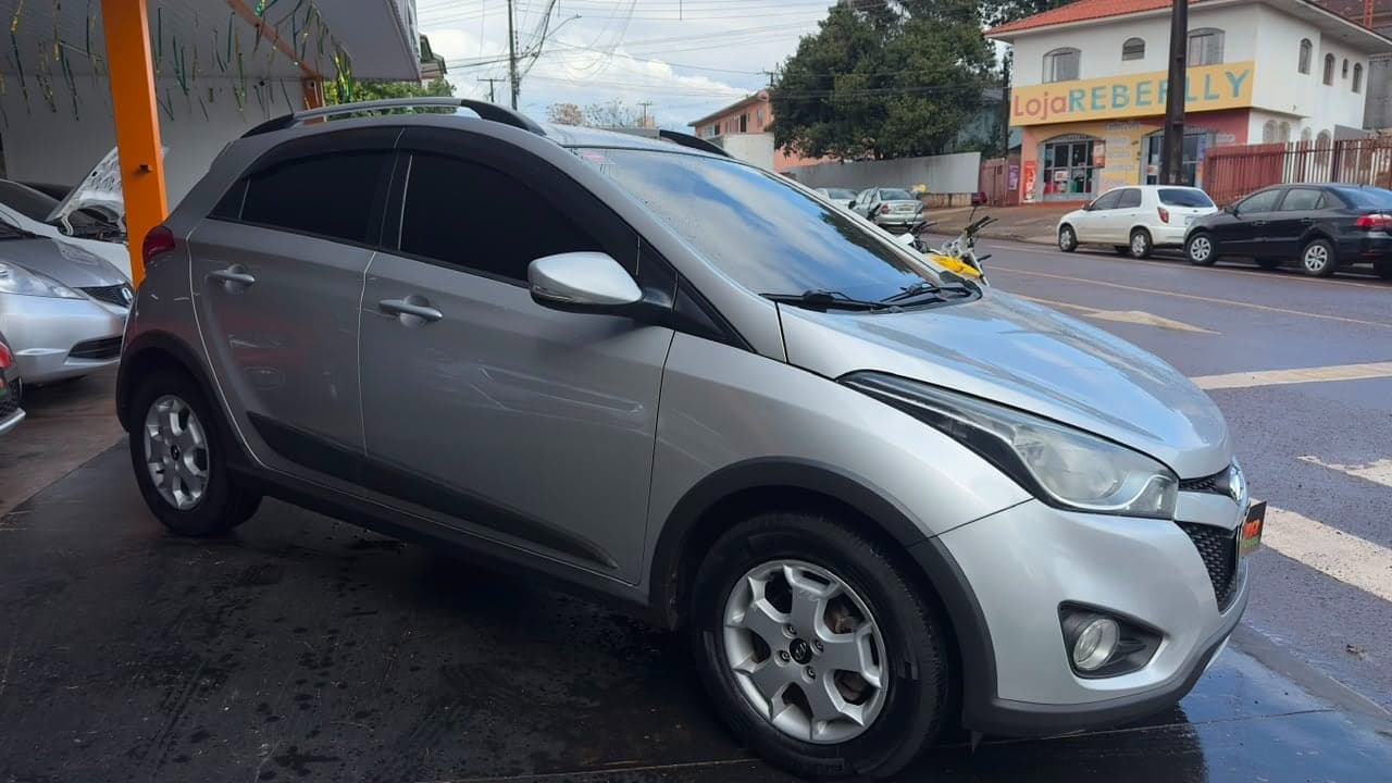 Hyundai HB20X Premium 1.6 Manual 2014 — mídia 9