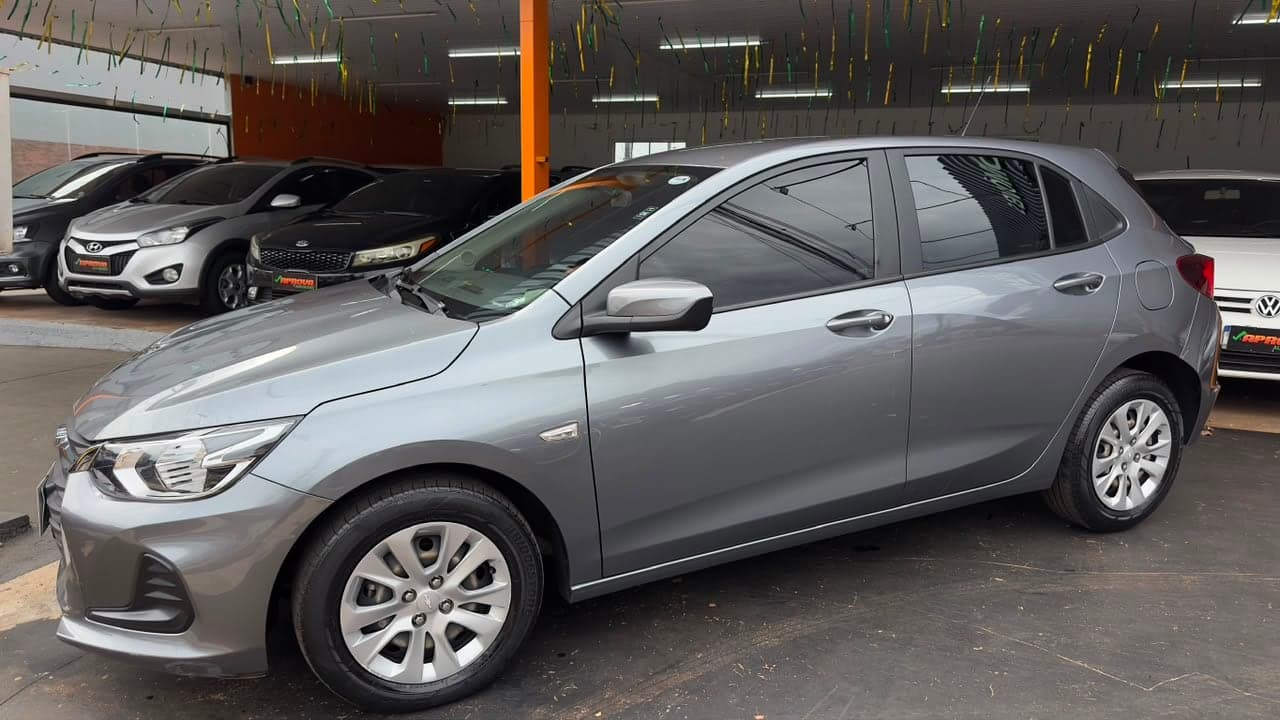 CHEVROLET ONIX LT COMPLETO UNICO DONO — mídia 3