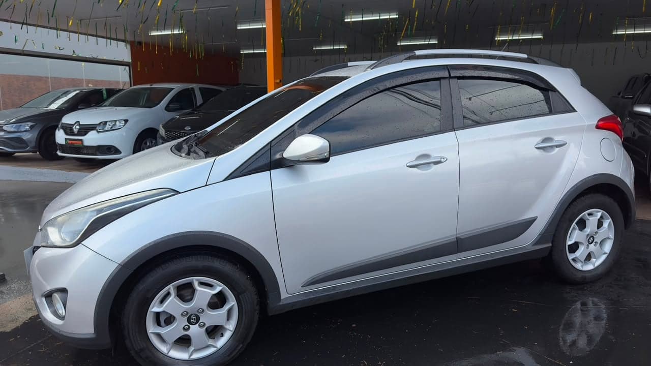 HYUNDAI HB20X 1.6 PREMIUM STYLE COMPLETO — mídia 3