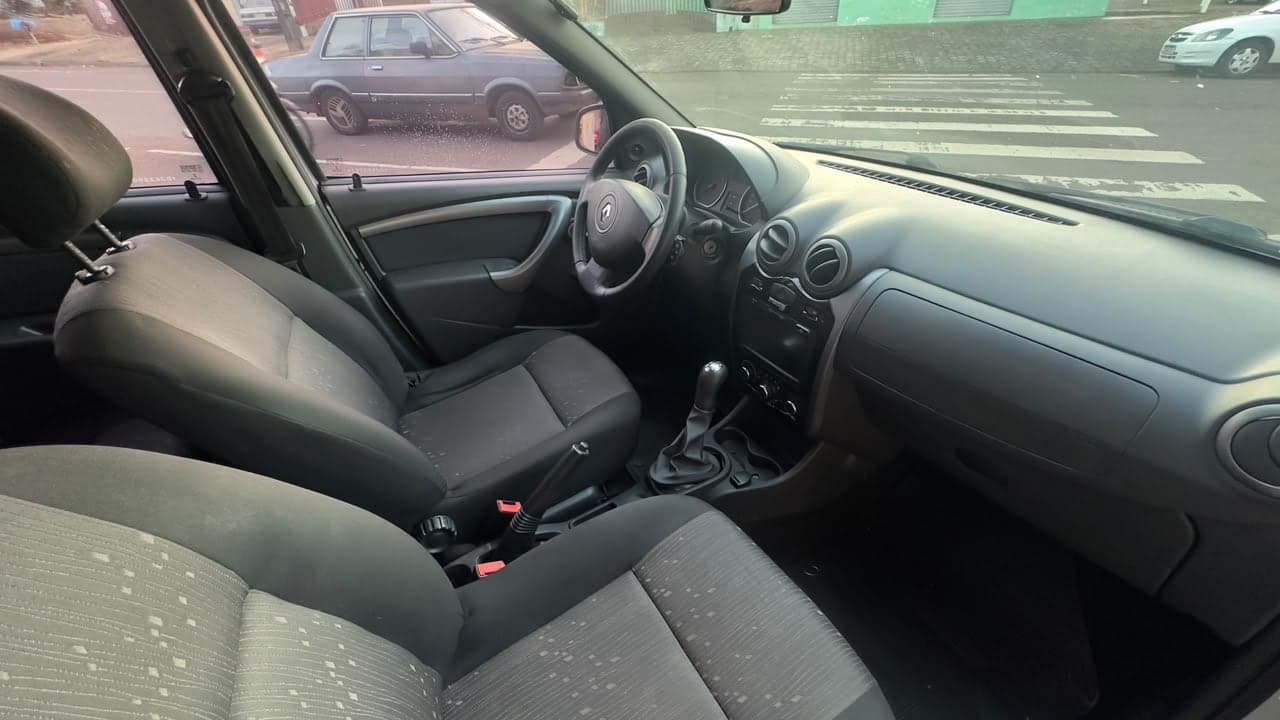 RENAULT LOGAN 1.6 EXPRESSION COMPLETO — mídia 10