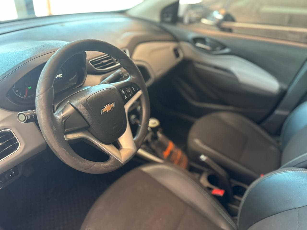 Chevrolet Onix 1.0 LT 2019 — mídia 2
