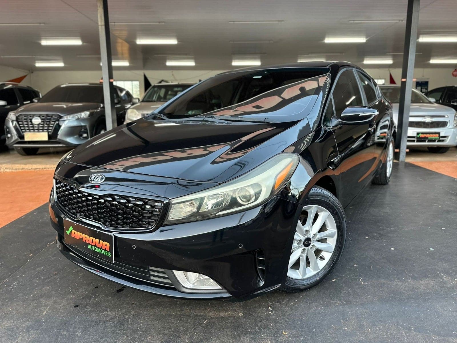 Kia Cerato 1.6 Automático 2019 — mídia 9