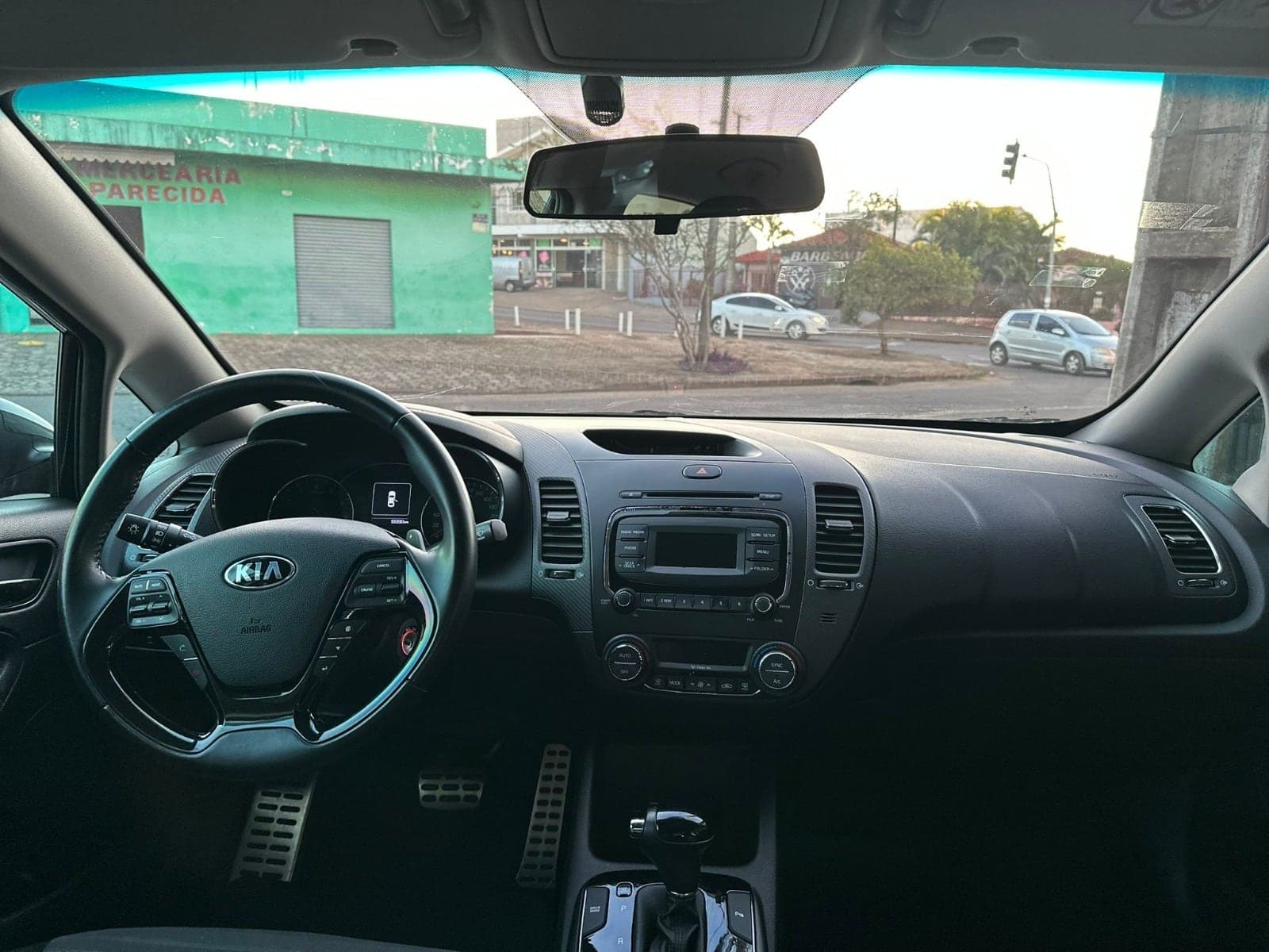 Kia Cerato 1.6 Automático 2019 — mídia 3