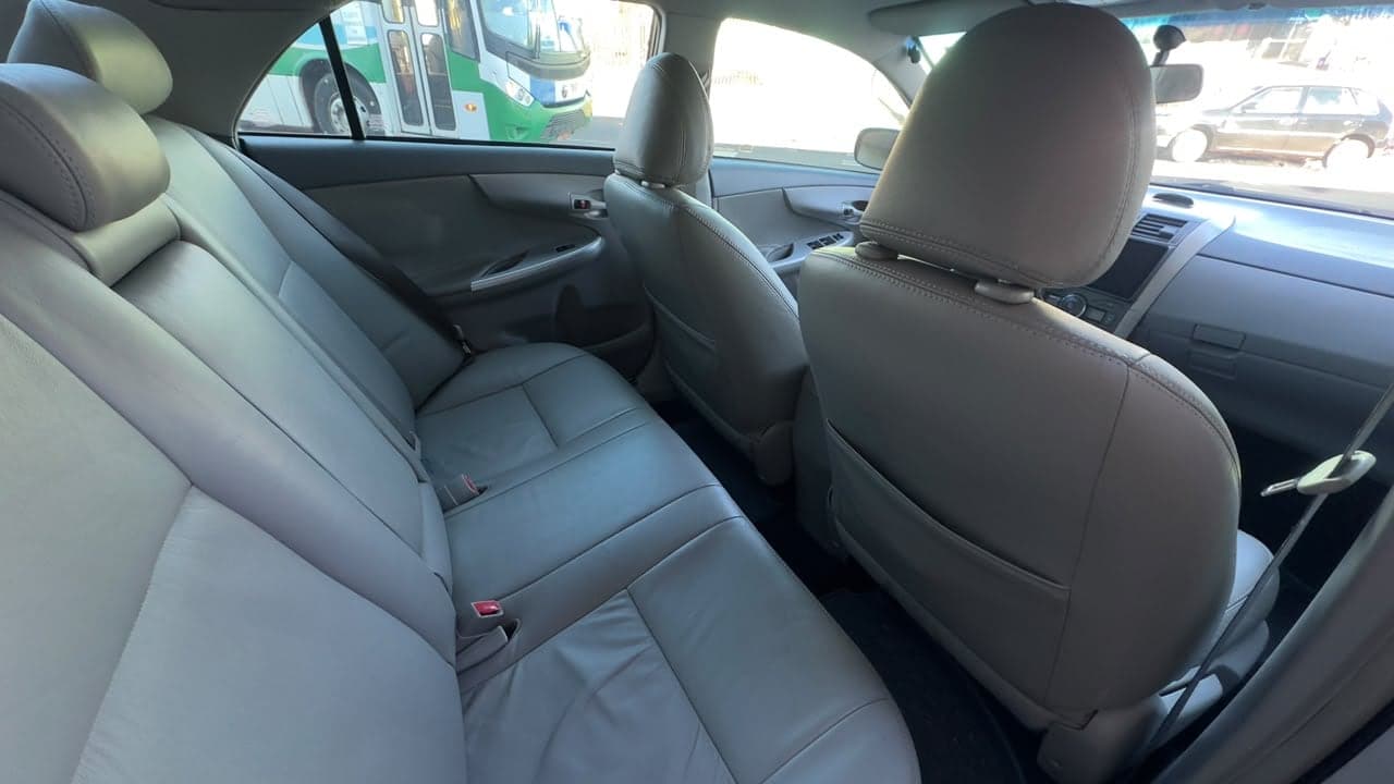 TOYOTA COROLLA GLI 1.8 MANUAL COMPLETO — mídia 11