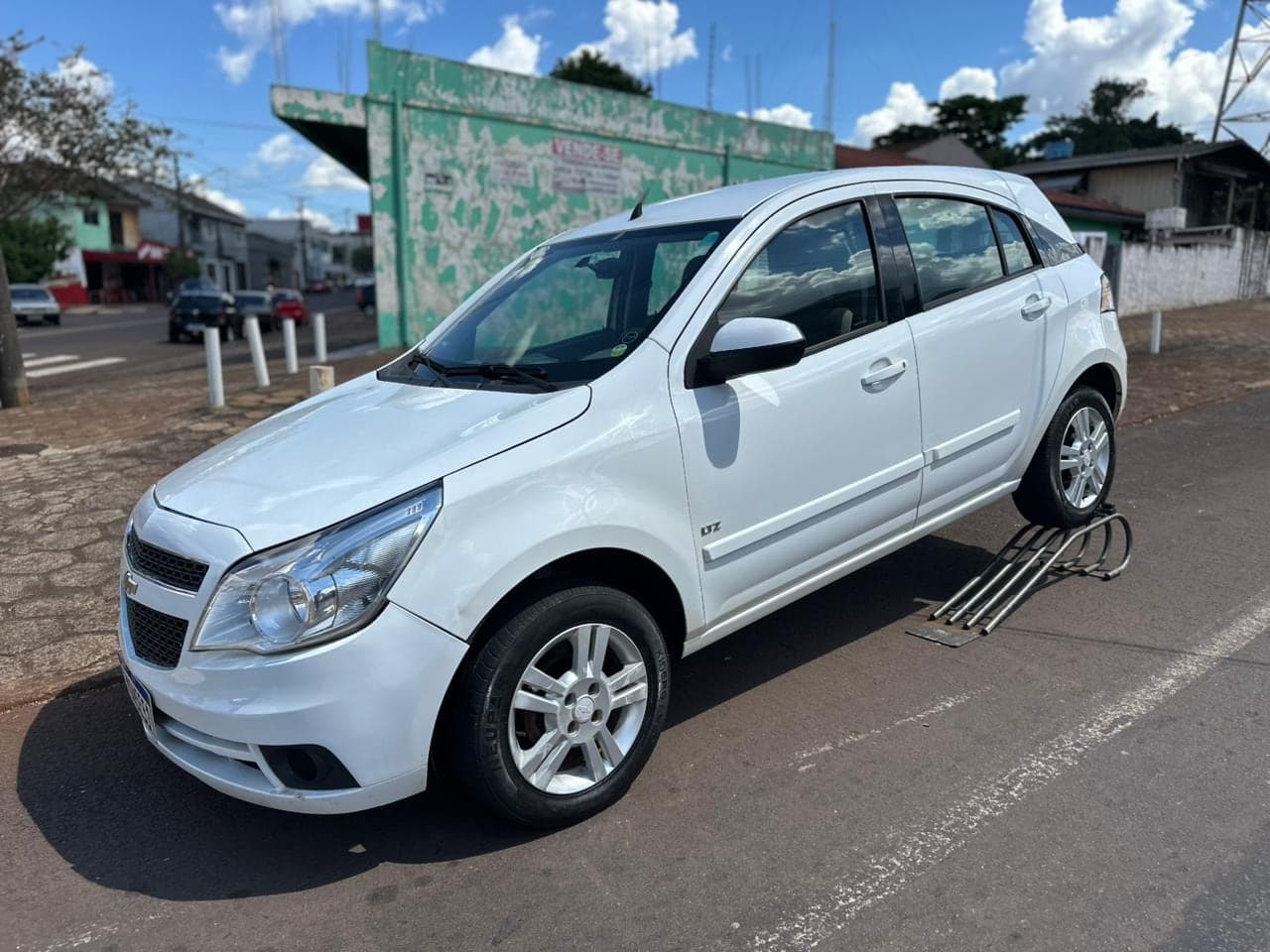 Chevrolet Agile 1.4 Completo 2011 — mídia 6