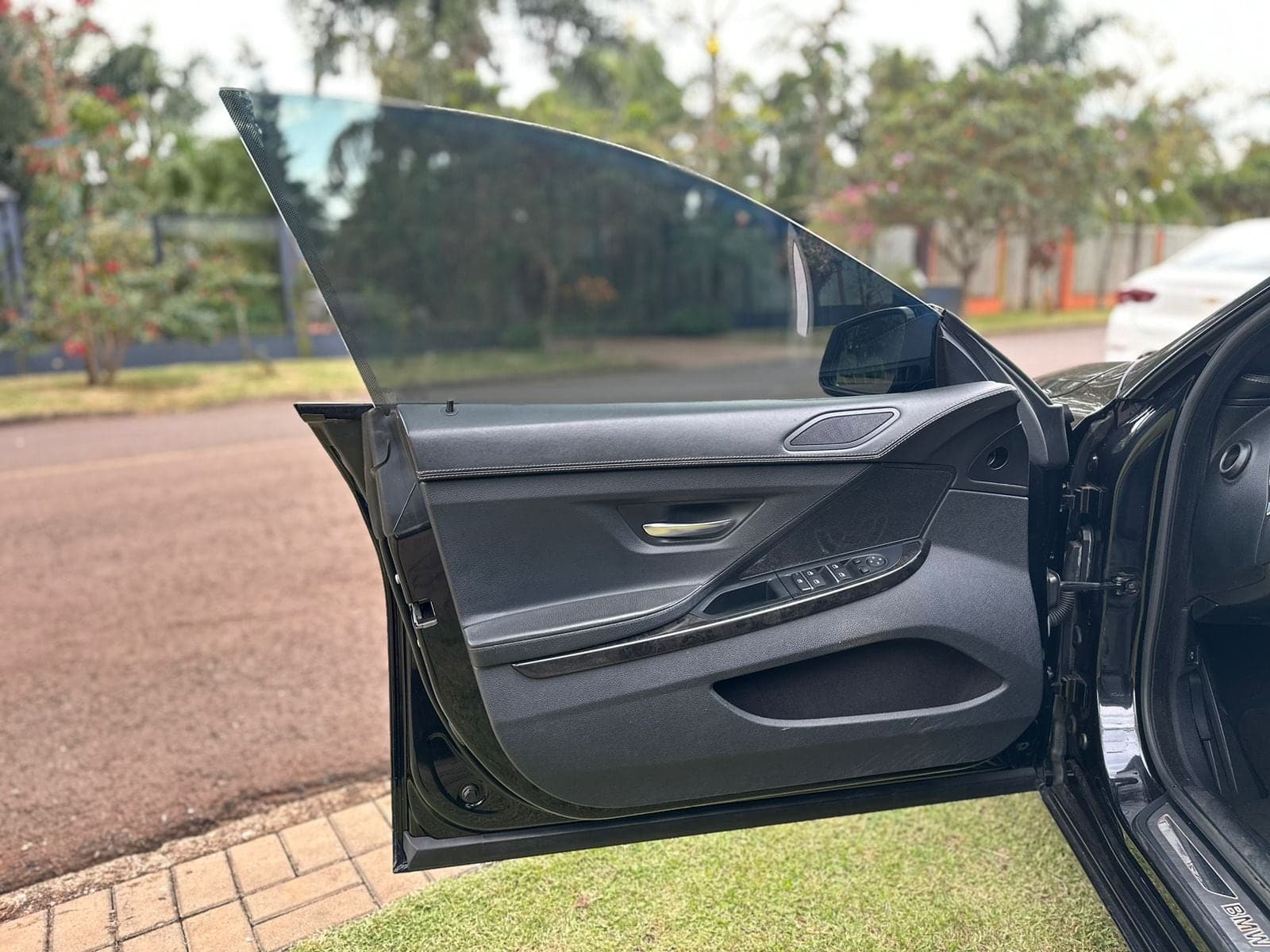 BMW 640i Coupé 6cc Turbo 2014 — mídia 10