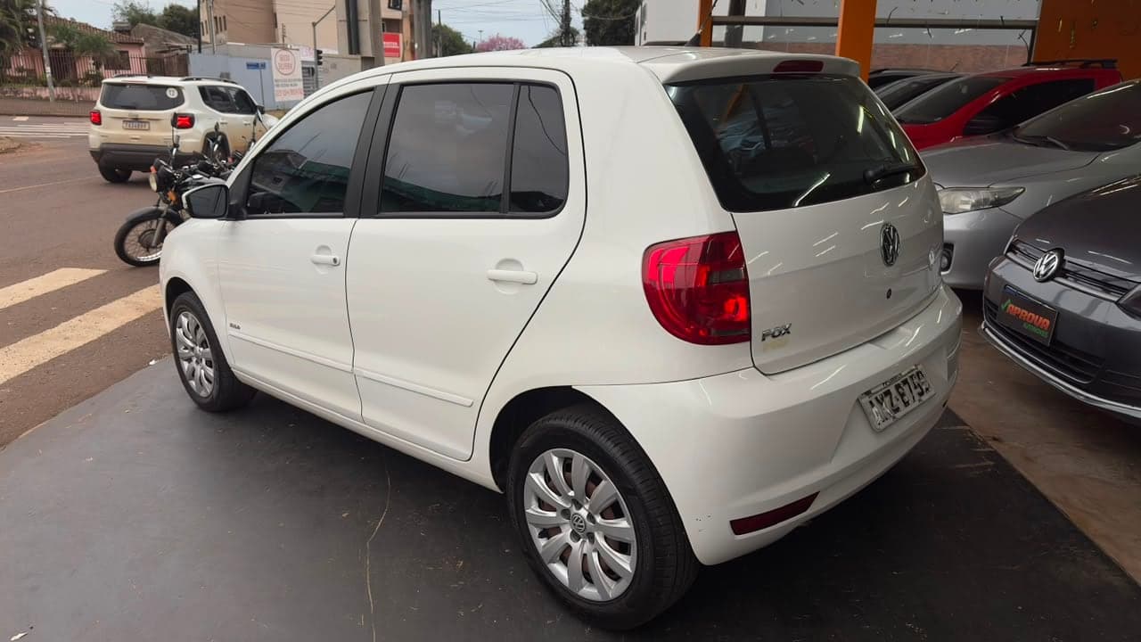 VOLKSWAGEN FOX 1.0 COMPLETO UNICO DONO — mídia 3