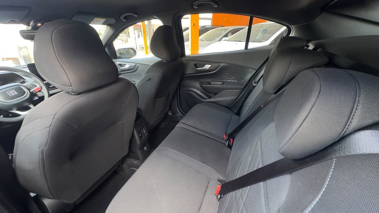 FIAT FASTBACK AUDACE 200 HIBRÍDO  — mídia 9