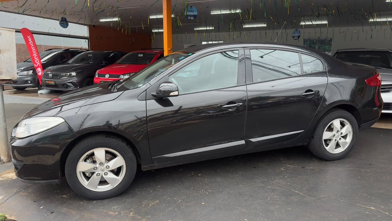 RENAULT FLUENCE 2.0 DYNAMIQUE MANUAL COMPLETO — mídia 3