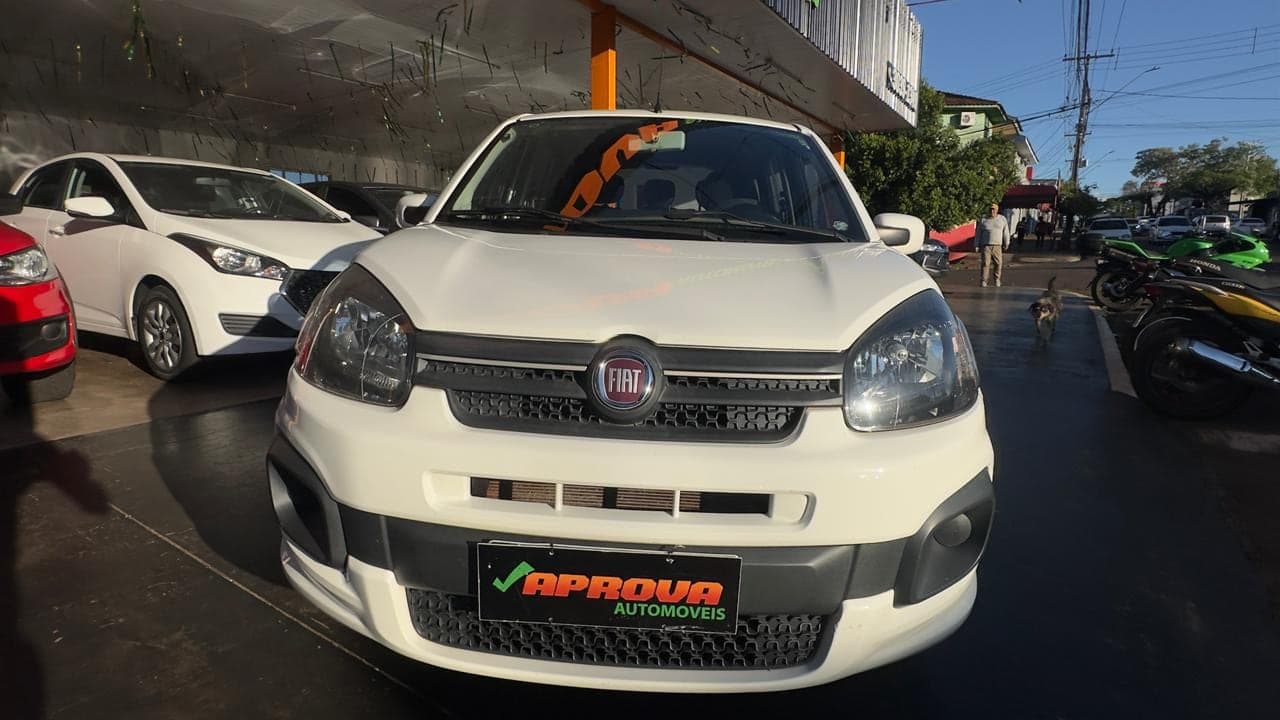 FIAT UNO 1.0 DRIVE COMPLETO — mídia 4
